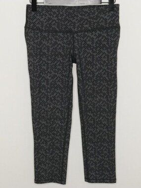 Prana Ashley Women's XS Black Gray Cross Stitch Mid Rise Capri Athletic Leggings